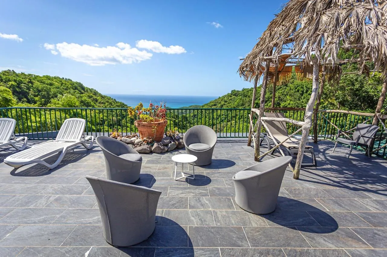 Villa Romantique Avec Vue Mer Et Piscine Partagee A Deshaies