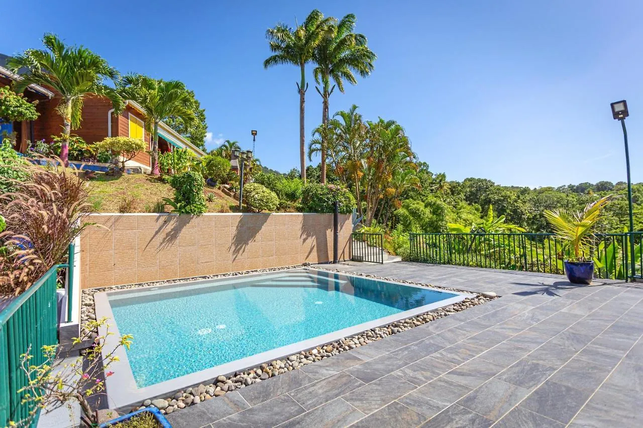 Villa Romantique Avec Vue Mer Et Piscine Partagee A Deshaies Guadeloupe